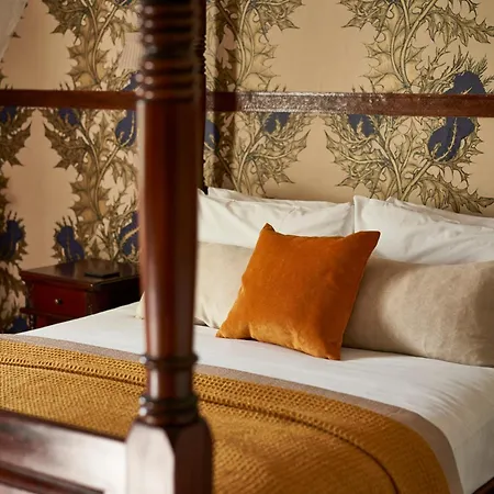 Stage House Bed & Breakfast Glenfinnan Exterior photo