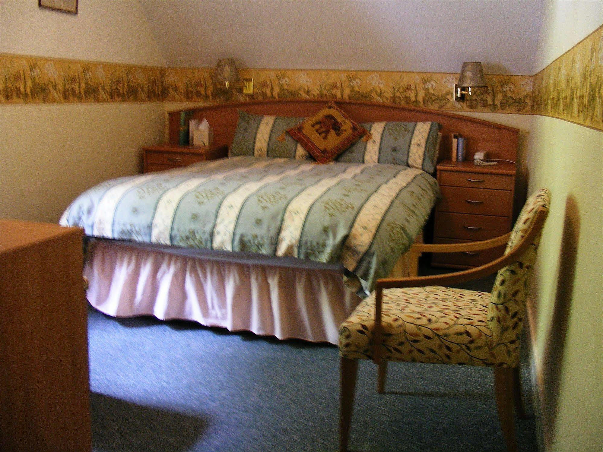 Stage House Hotel