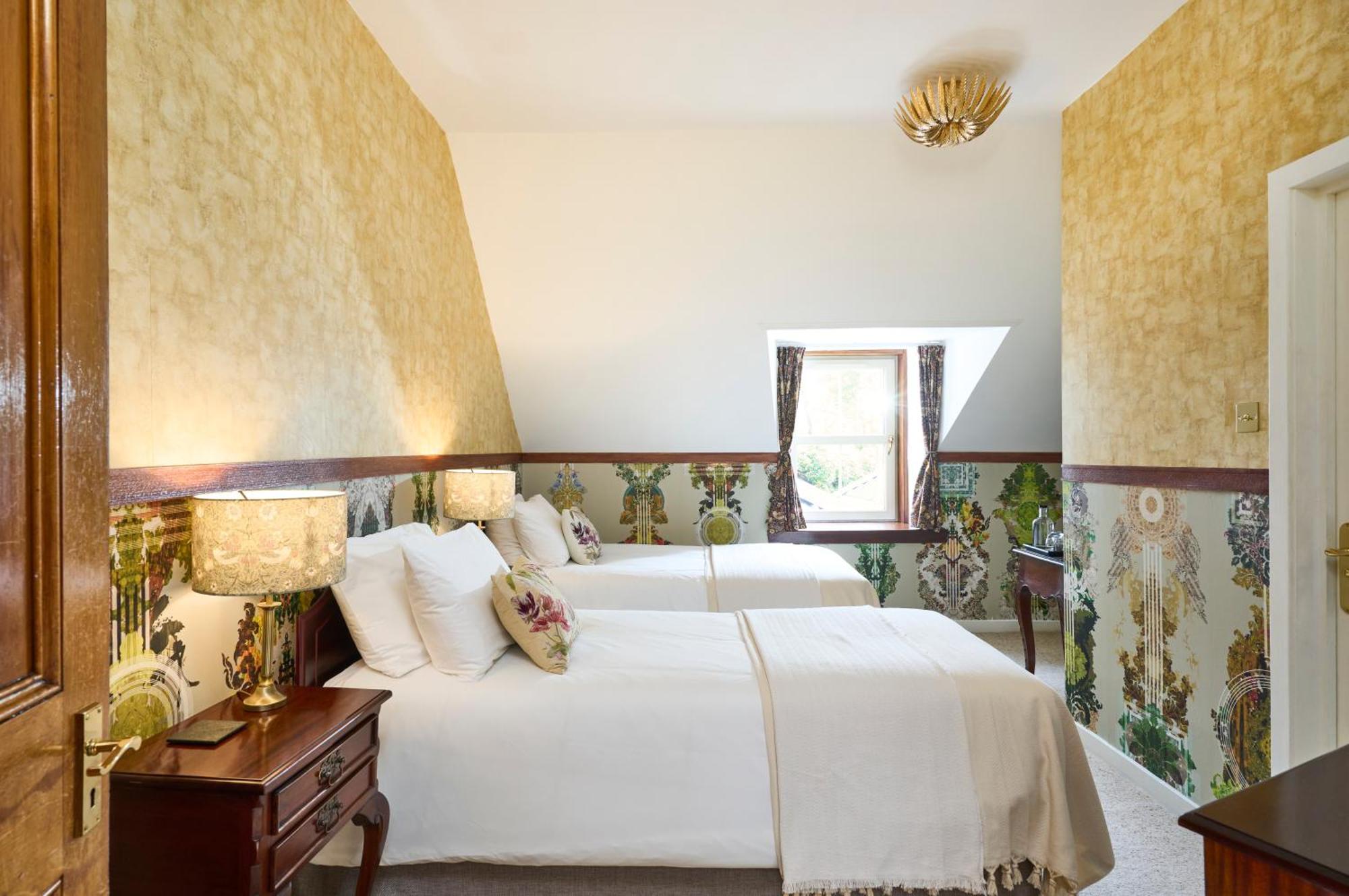 Stage House Hotel Glenfinnan