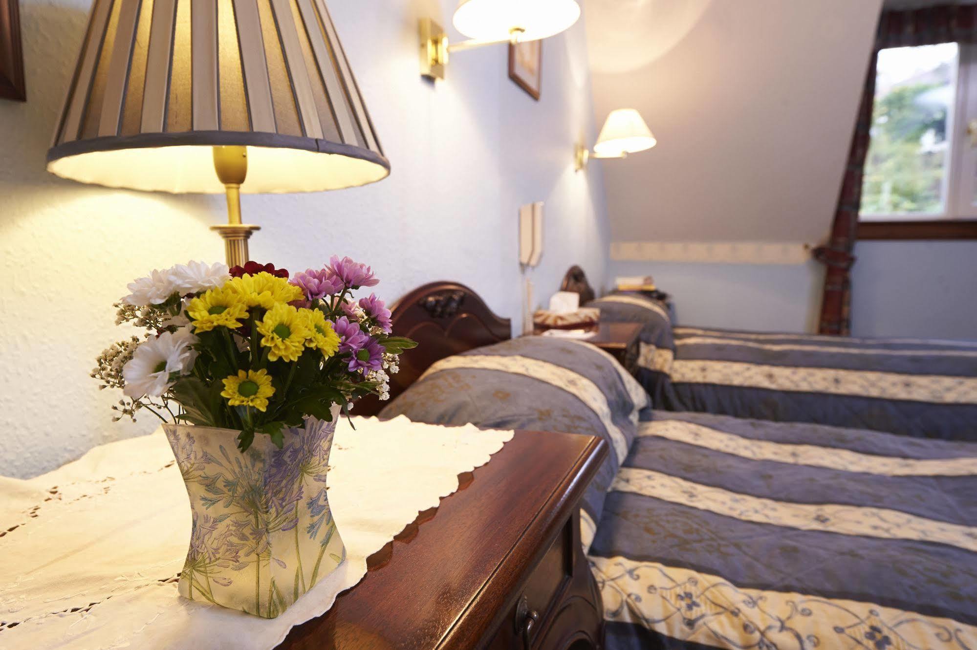 Hotel Stage House 3*